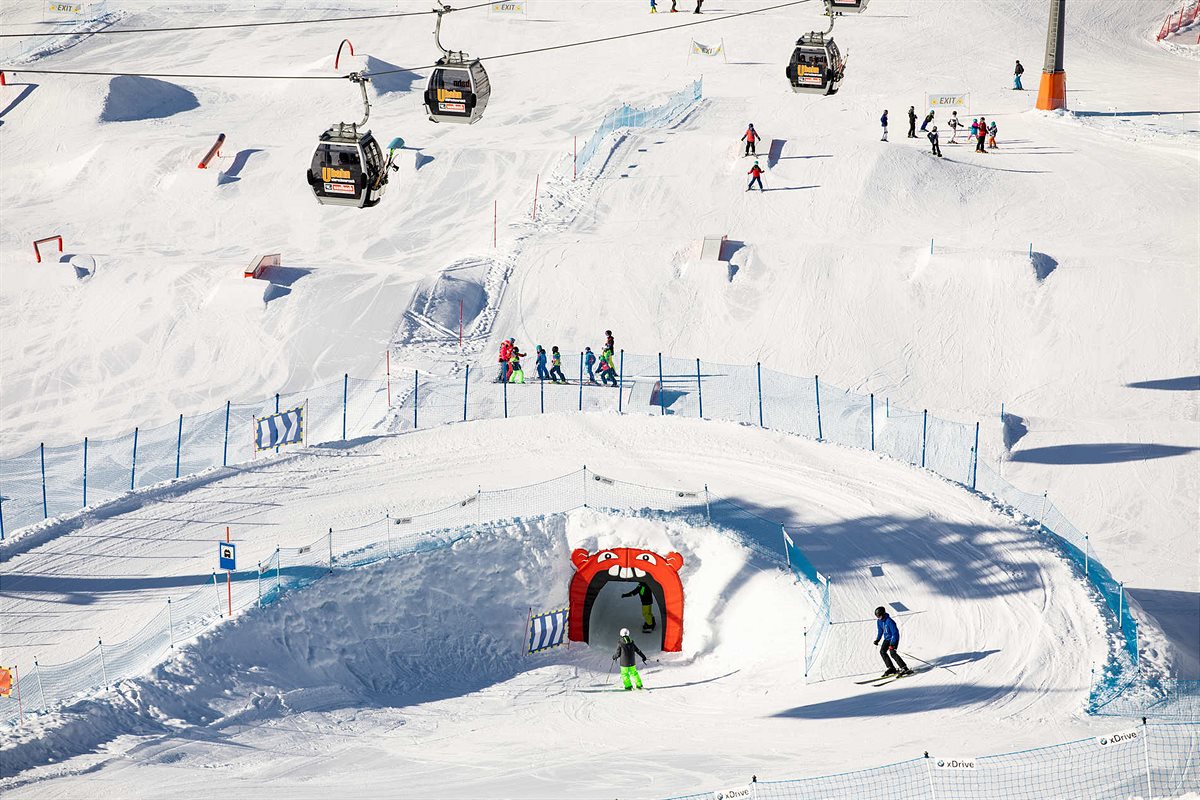 Snowparks & Trails - Skiferien im Hotel Austria Saalbach